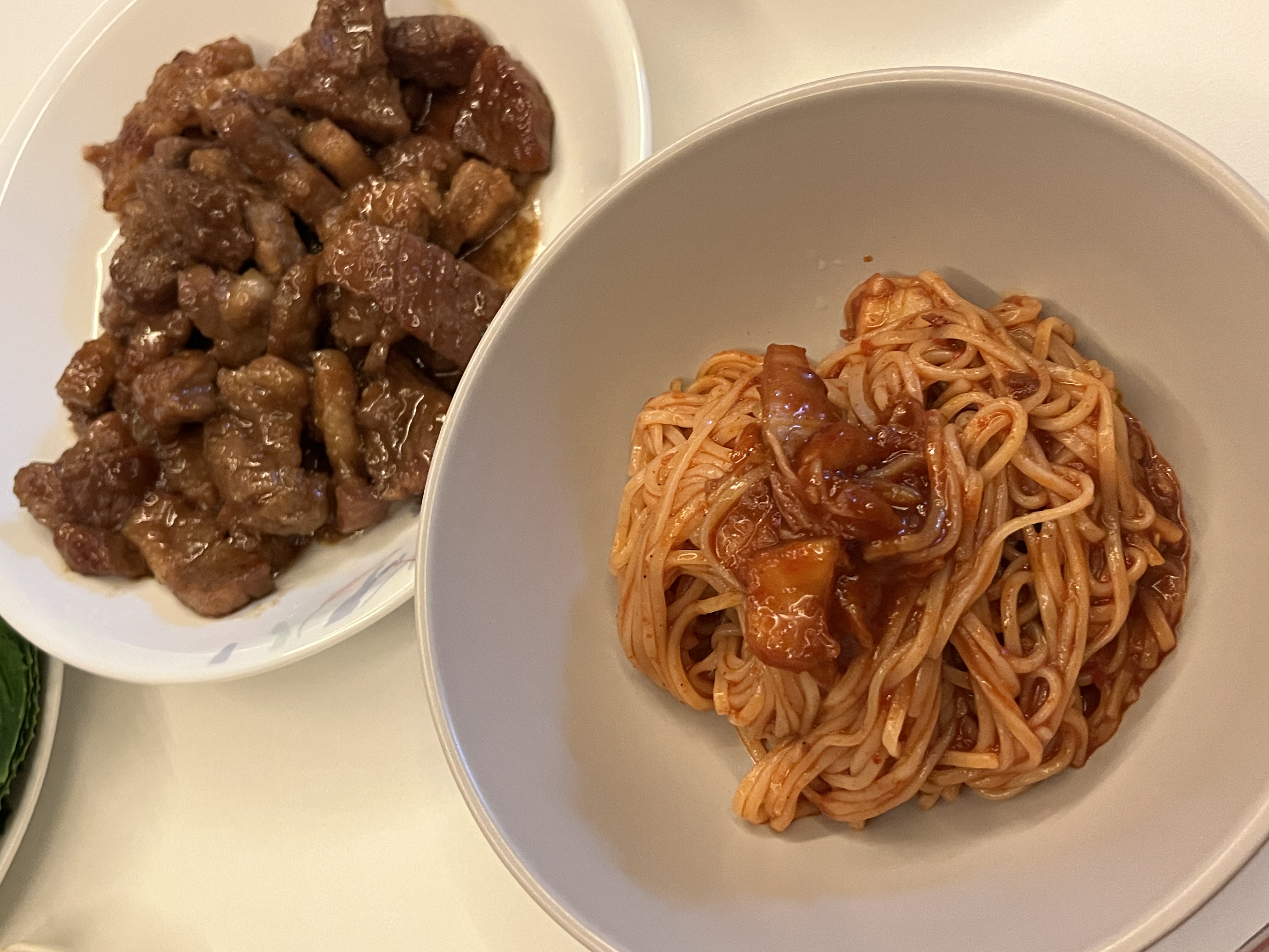 오랜만에 김치비빔국수!