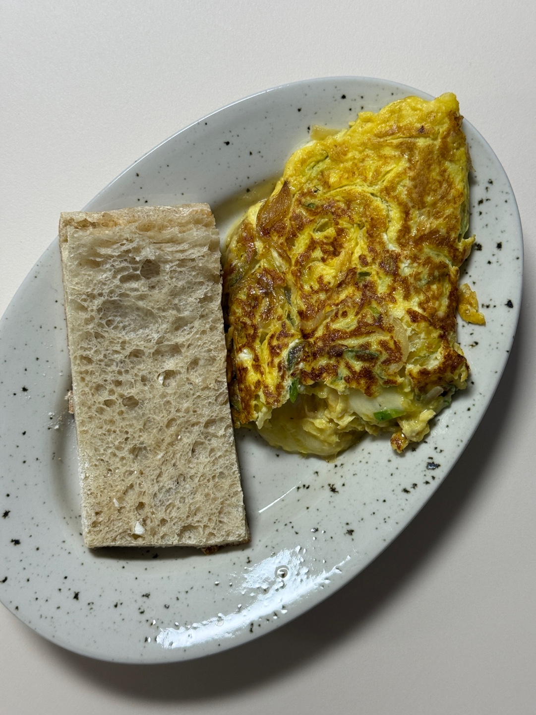 브런치로 애호박치즈오믈렛