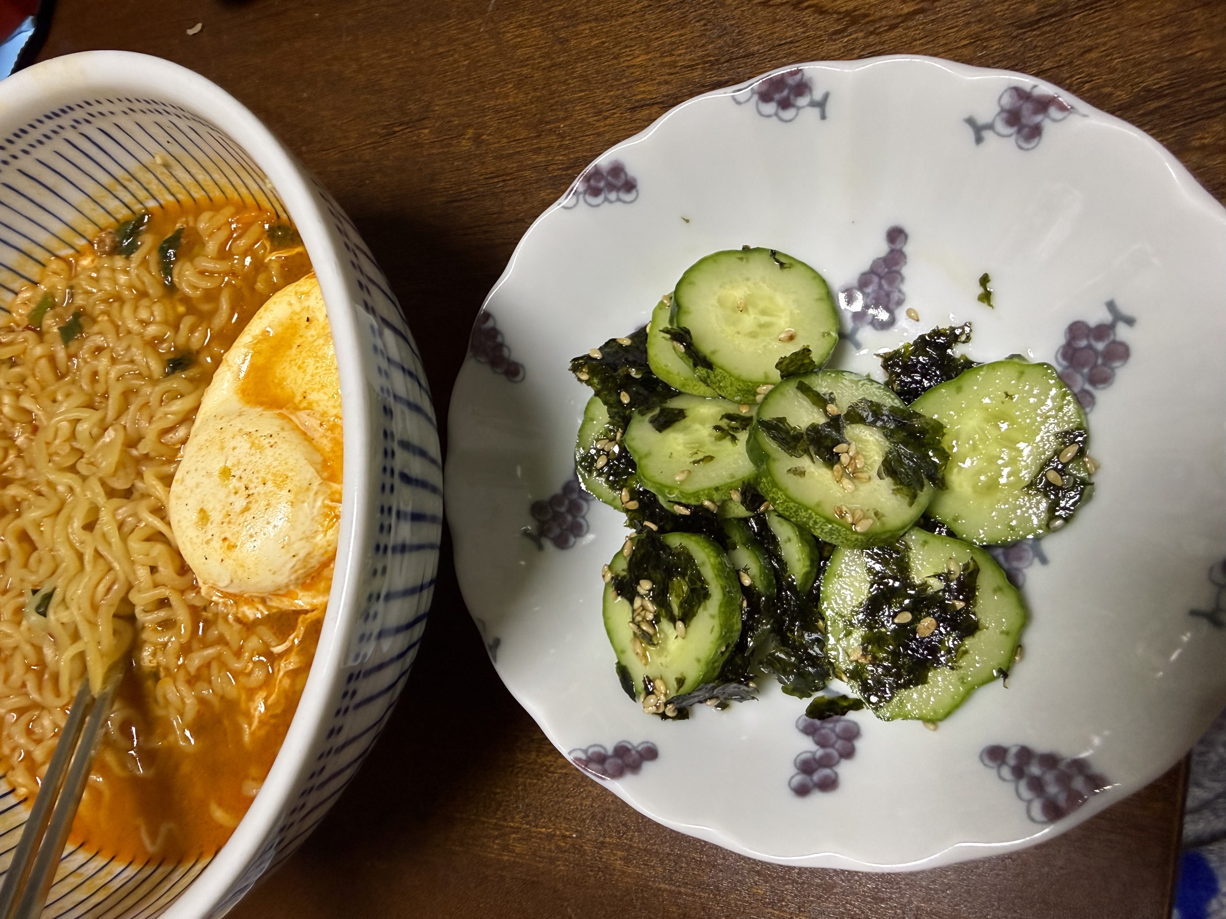 오이 하나로 5분도 안 걸리는 반찬 만들기! 오이김무침🥒